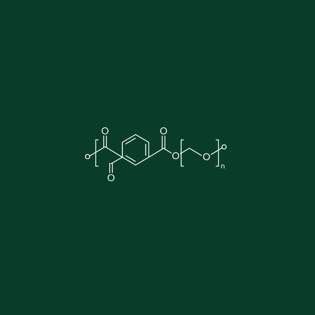 Ilustración estilizada de la cadena molecular del PET, mostrando su anillo central, dibujada con líneas y círculos blancos sobre un fondo verde oscuro. Este material es uno de los principales polímeros procesados por la empresa Plasnovo.